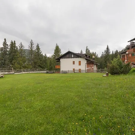 Alpe Groste Apartment Madonna di Campiglio